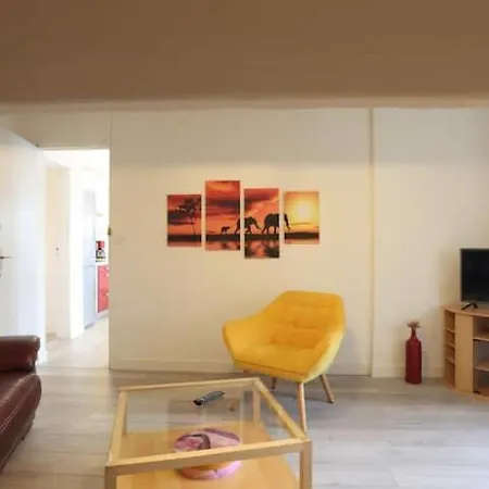 L'immeuble Les 3c Апартаменты