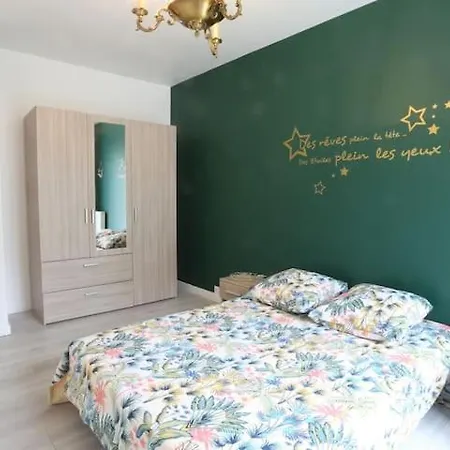 L'immeuble Les 3c Apartment